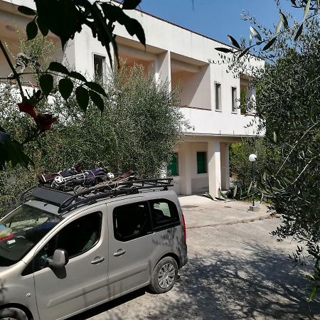 شقة Casa Vacanze Pizzone بيسْكيتْشّي المظهر الخارجي الصورة