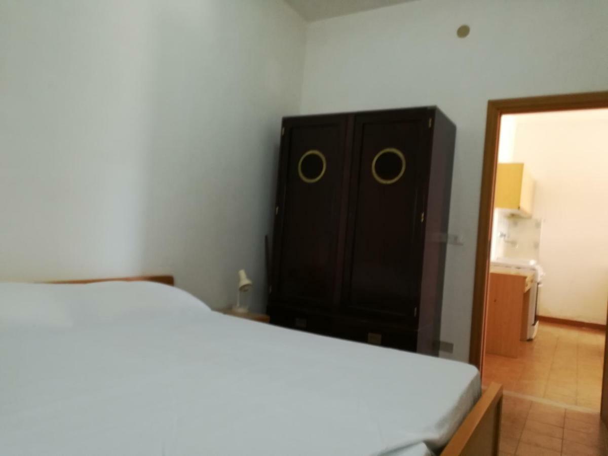 شقة Casa Vacanze Pizzone بيسْكيتْشّي المظهر الخارجي الصورة